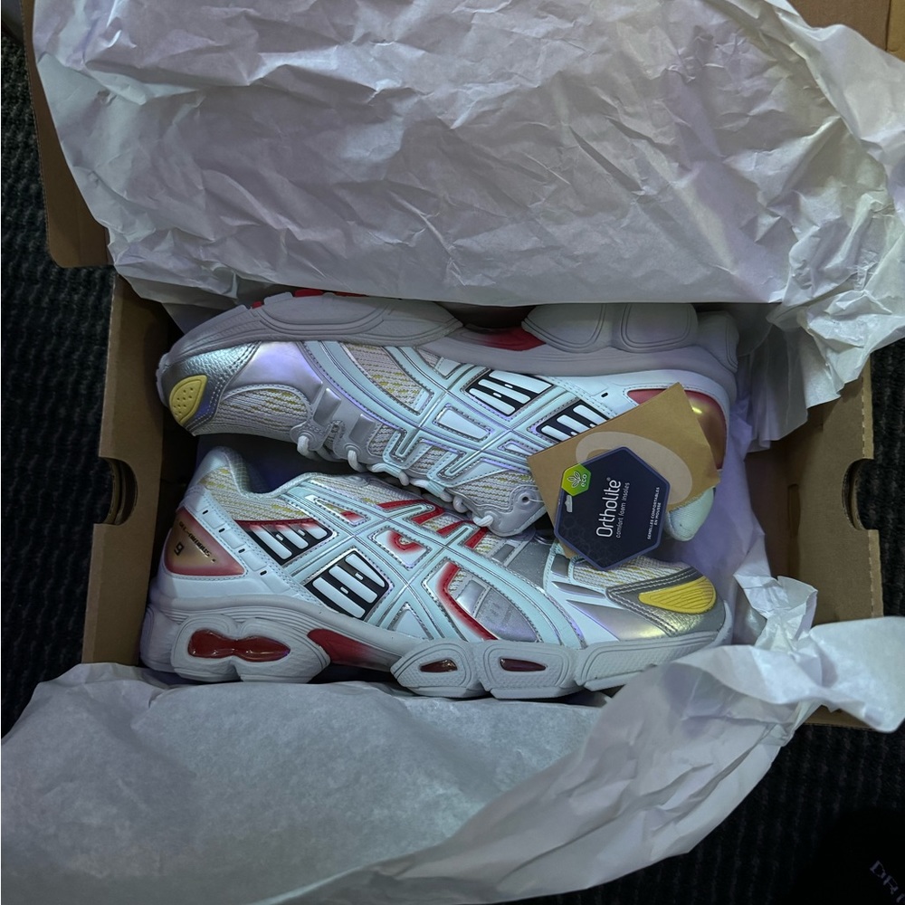 Brand new pair of UB5-S Gel-Nimbus. Never worn just got sent a duplicate pair